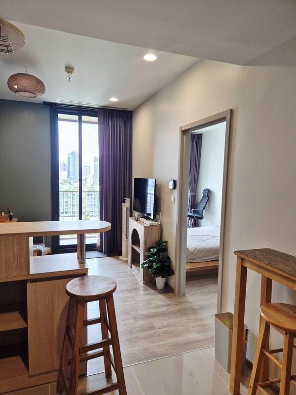 Condo for Rent – ​​Oka Haus Sukhumvit 36 ​​| 1 Bed 1 Bath | 35 sqm | Floor 12 | Thonglor | 19,000 THB/month | Line: @323gqmho | Ref: TR0009