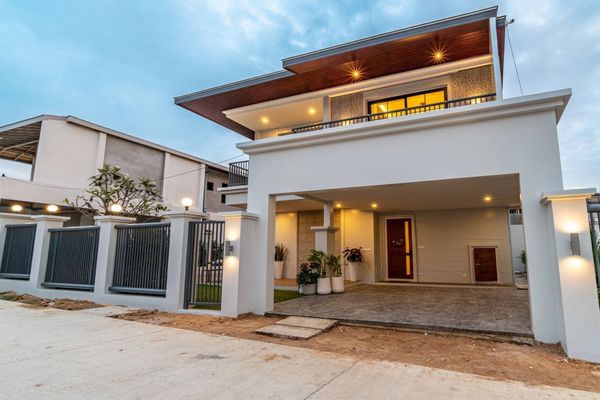 🔥ขายบ้านเดี่ยวหรู Rungsii Village อ่างมาบประชัน✨