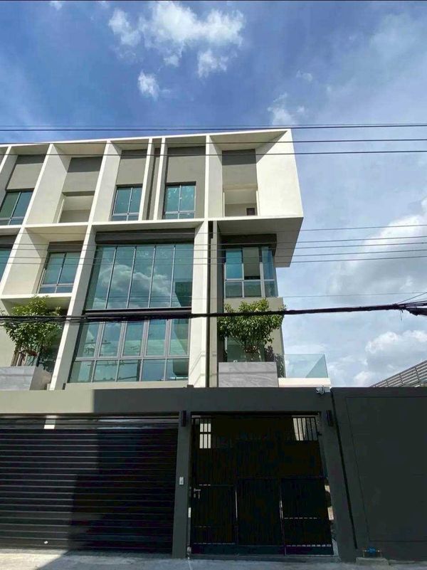 Home Office for Rent MYST Onnut-Srinakarin 🚇🚝🌈