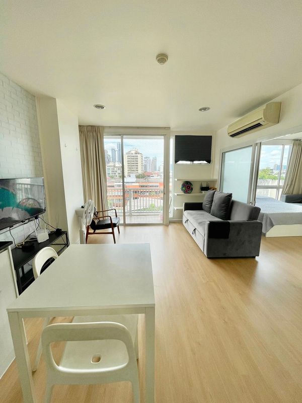 Condo for Rent – D65 Condominium | 1 Bed 1 Bath | 46 sqm | Floor 6 Building B | Ekkamai | 20,000 THB/month | Line: @323gqmho | Ref: TR0003