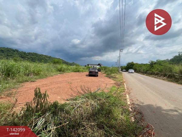 Beautiful plot of land for sale, area 4 rai 42.9 square wa, Pak Chong, Nakhon Ratchasima.