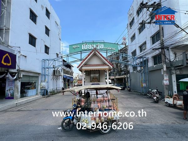 Townhouse, 2 floors, 18 sq m, Piamsuk Village. Gardenville near city hall Bangkok-Pathum Thani Road Road number 345 Mueang Pathum Thani, Pathum Thani