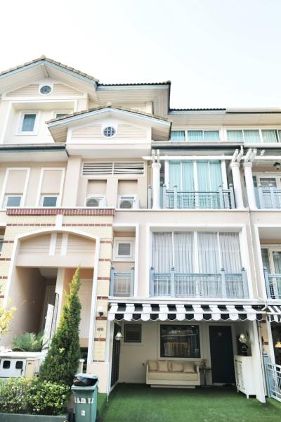 ขายทาวน์เฮ้าส์/ทาวน์โฮม  คริสตัล วิลล์ MRT-ลาดพร้าว 71 (สายสีเหลือง) ลาดพร้าว เขต ลาดพร้าว กรุงเทพ CX-151801
