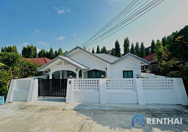 For sale house 3 bedrooms at East Pattaya