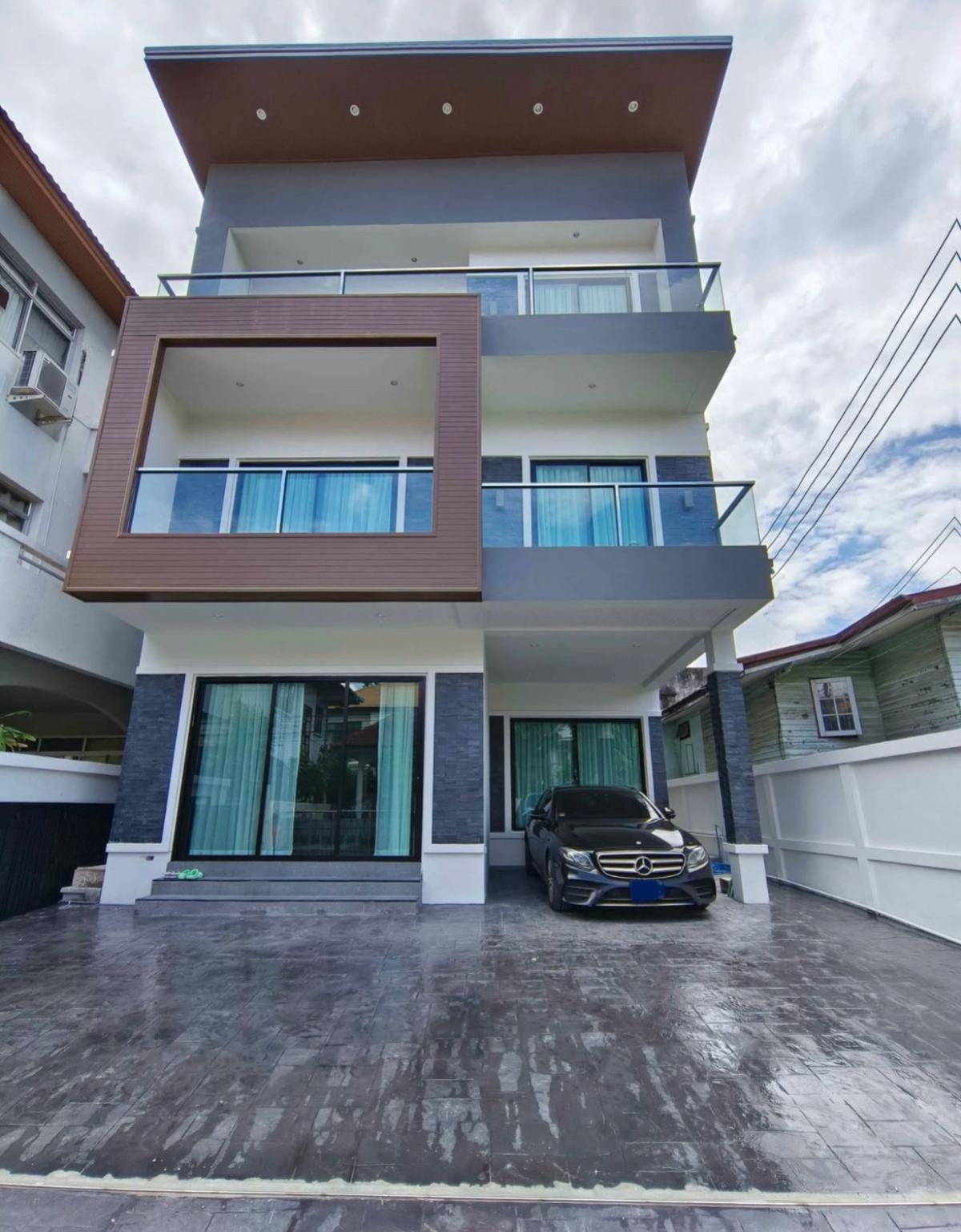ขายบ้านเดี่ยว 3 ชั้น สุขุมวิท 65 (เอกมัย) พระโขนงเหนือ เขต วัฒนา กรุงเทพ CX-158022 ขายบ้านเดี่ยว 3 ชั้น สุขุมวิท 65 (เอกมัย) พระโขนงเหนือ เขต วัฒนา กรุงเทพ CX-158022