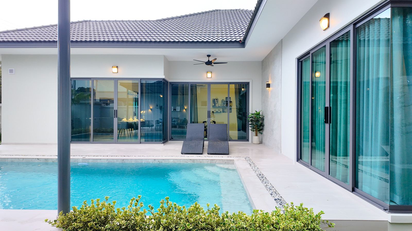 OXYGEN Pool Villa for Sale (BS69070020)
