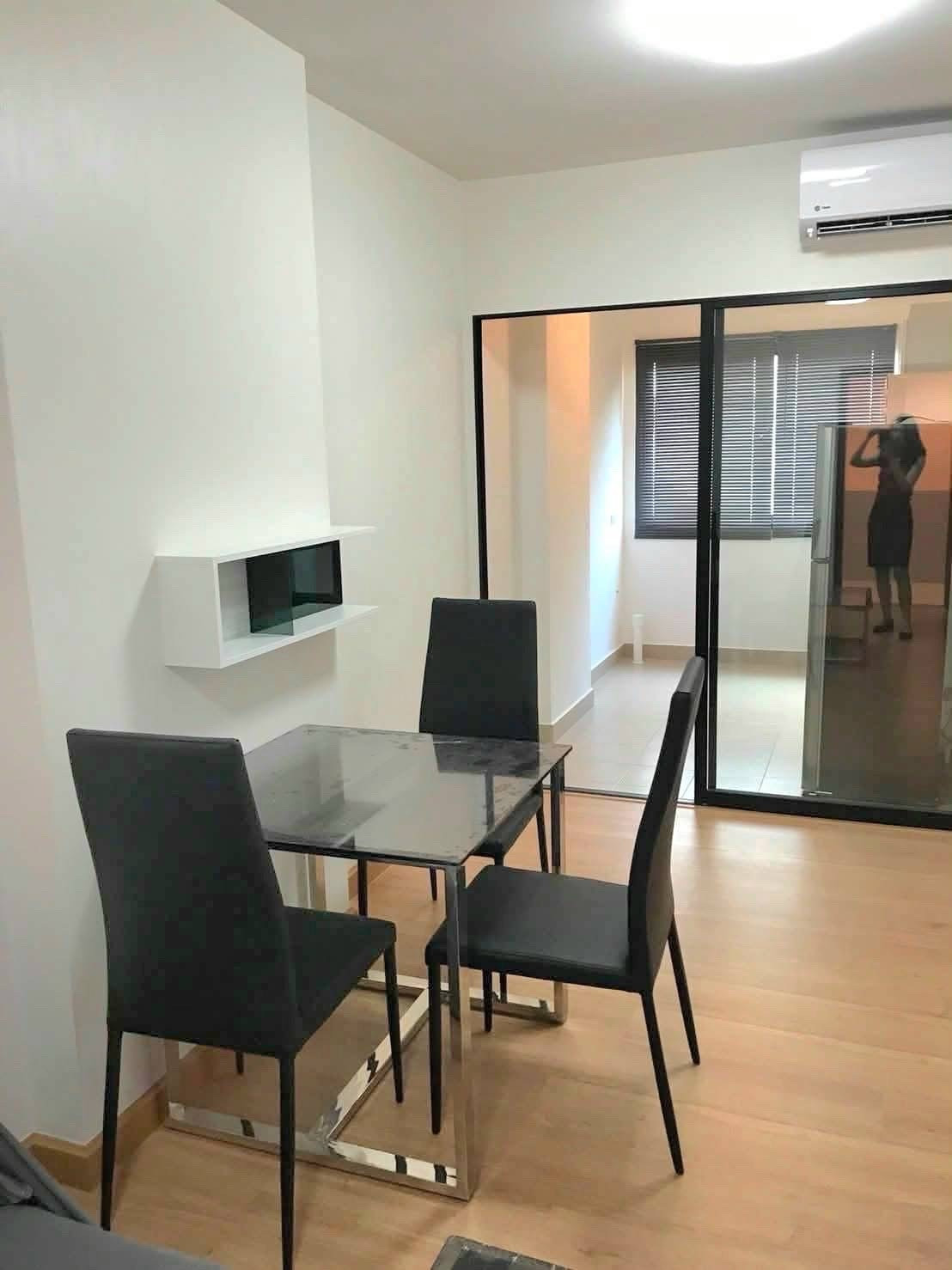 ห้องใหญ่ 48 ตร.ม. ชั้นสูง วิวโล่ง ใกล้รถไฟฟ้าสายสีชมพู พร้อมอยู่ – รูปที่ 2