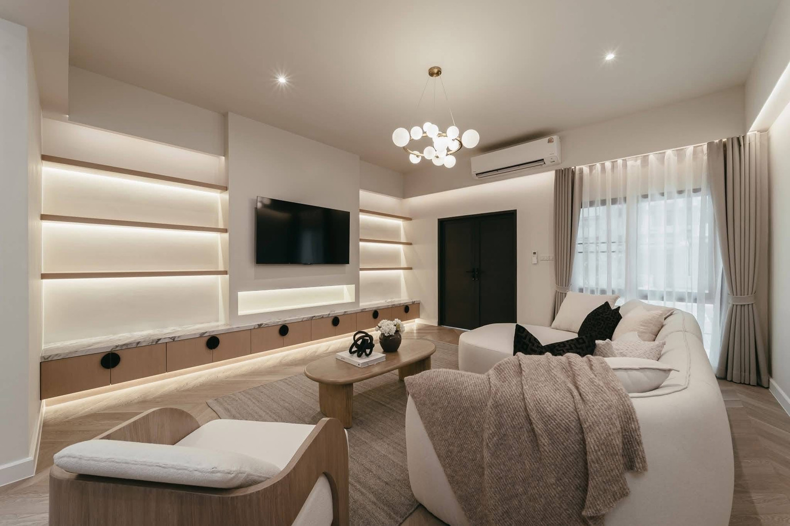 💛 出租曼谷联排别墅 Regent 71 Place 
