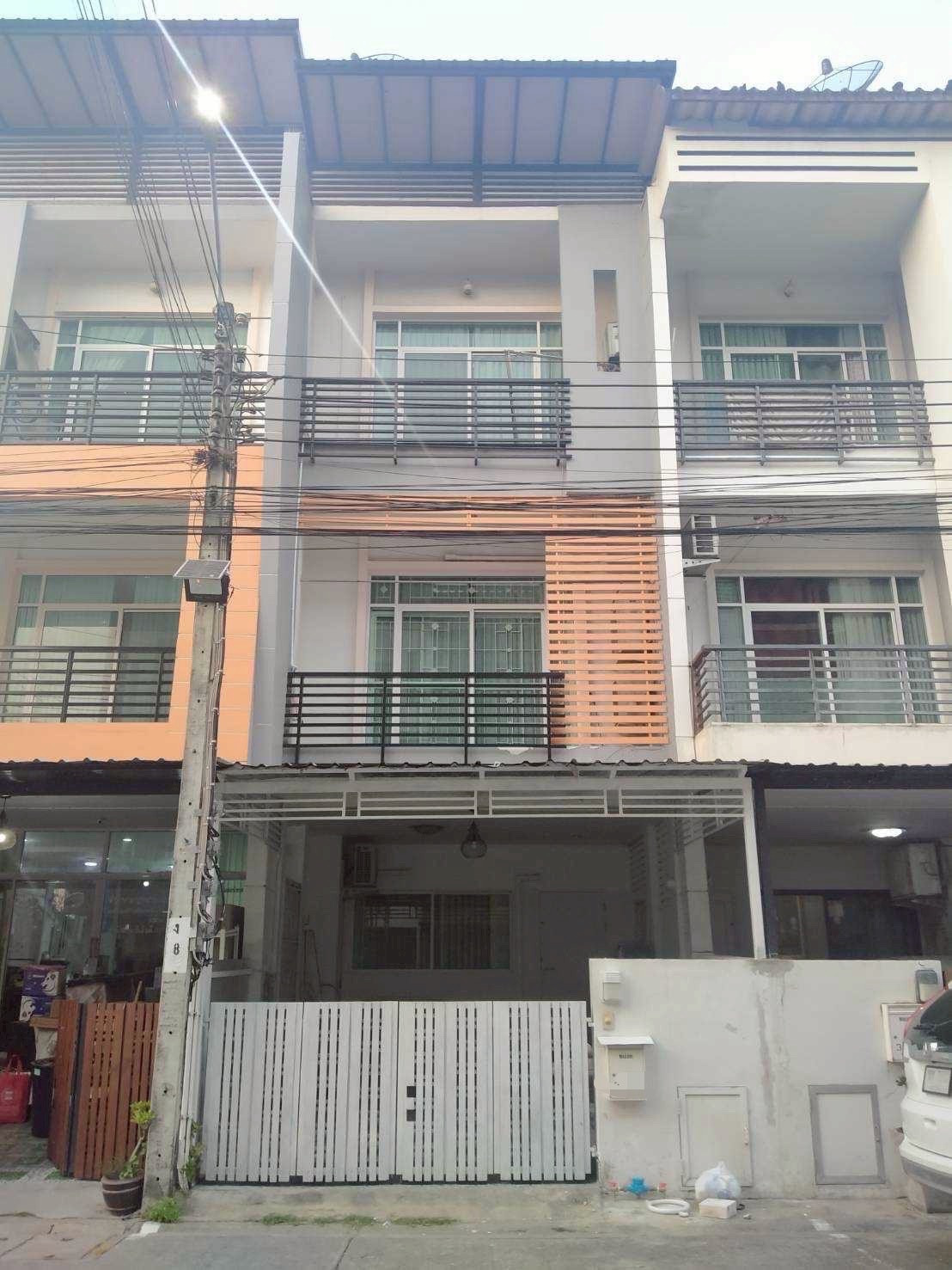 3-story townhome for rent, ready to move in
Kritsana Private City Village
✅Rent 30,000 baht/month
🛑You can view the house on 1 July. 3-story townhome for rent, ready to move in
Kritsana Private City Village
✅Rent 30,000 baht/month
🛑You can view the house on 1 July.