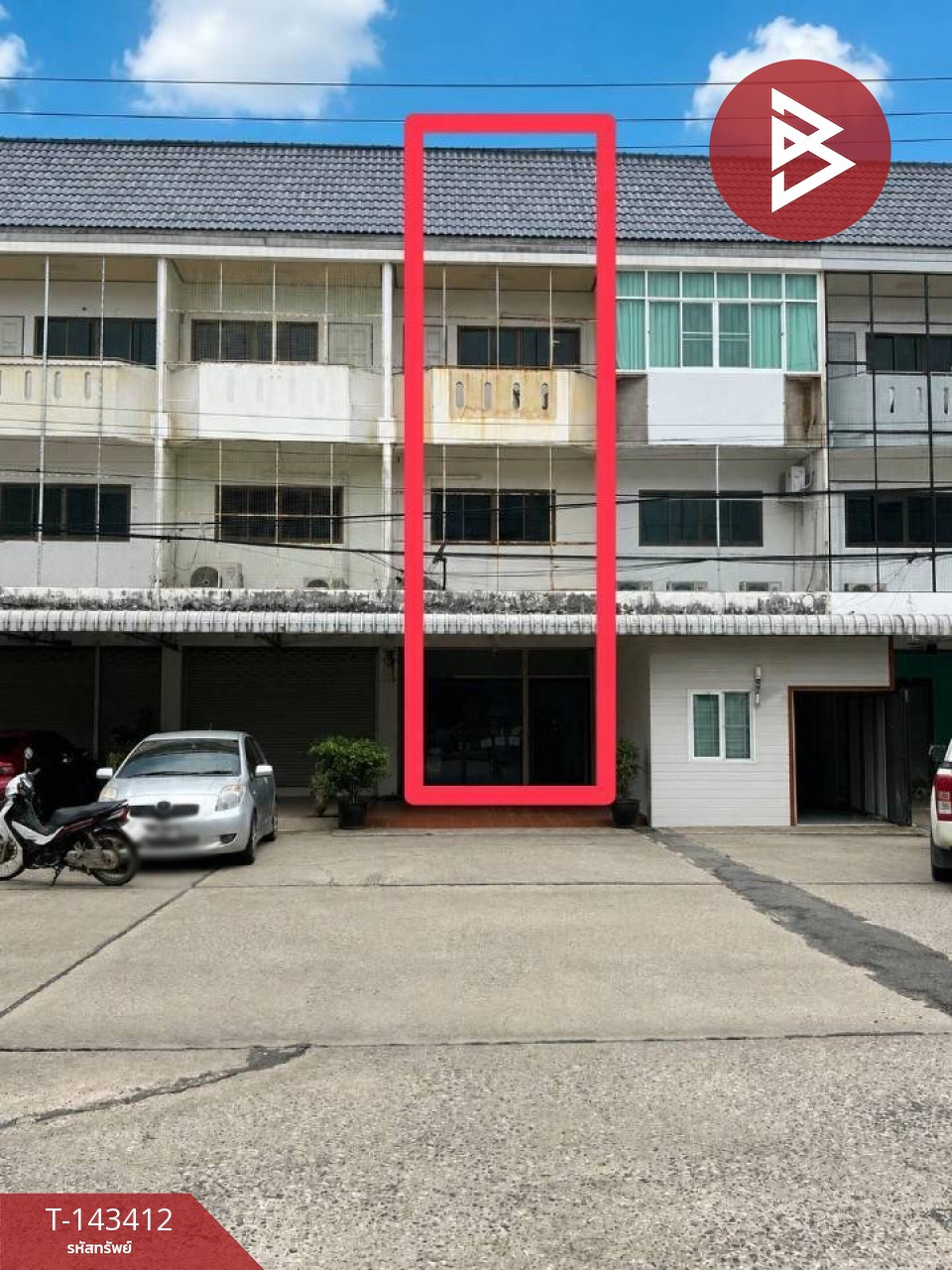 ขายอาคารพาณิชย์ 3 ชั้น เนื้อที่ 29 ตารางวา ต.ท่าอิฐ อุตรดิตถ์ ทำเลดี – รูปที่ 2