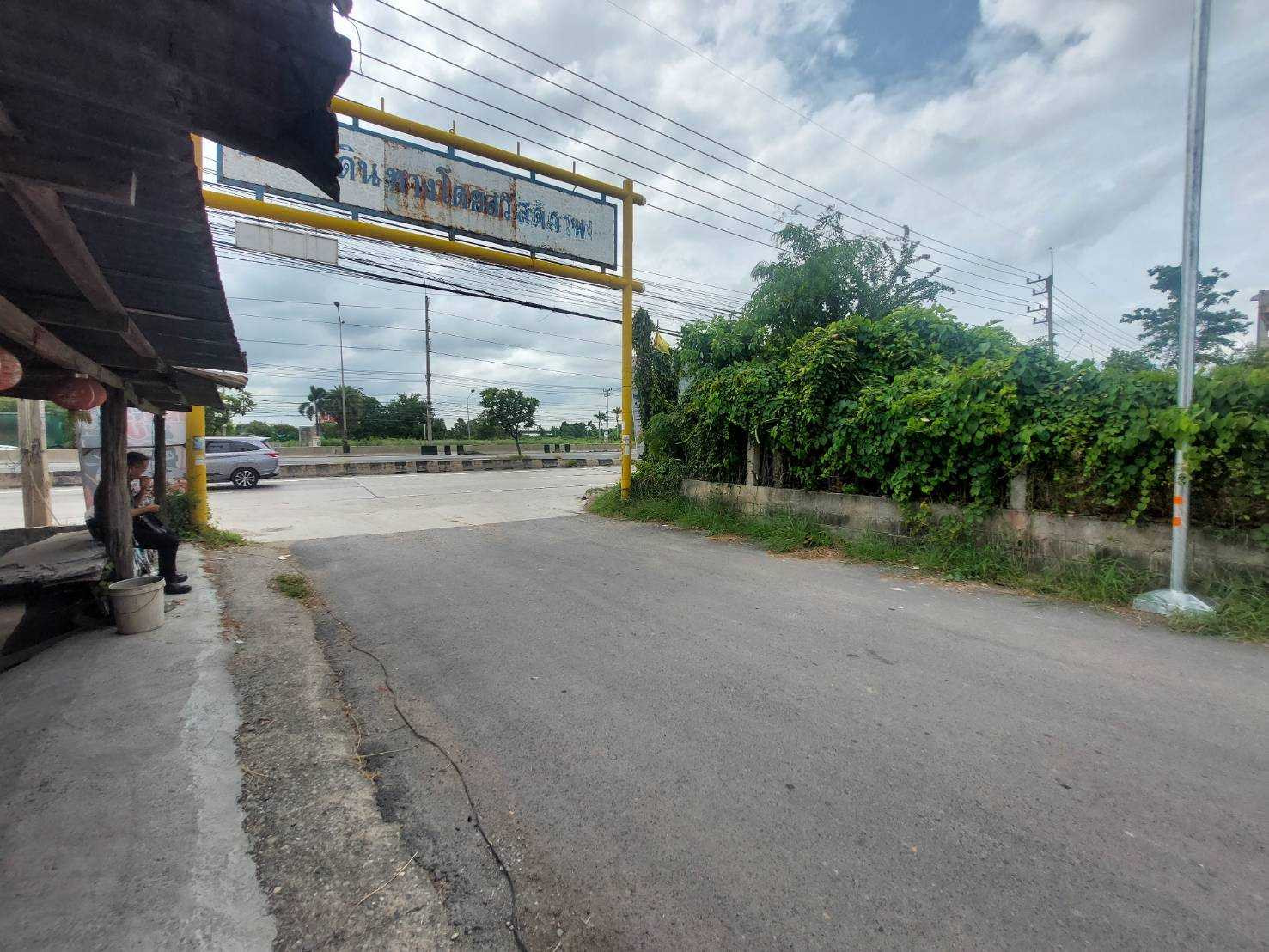 Land for sale, just 400 meters from Mittraphap Road, on the way into Bangkok. It is a famous business center in Saraburi Province. – รูปที่ 4