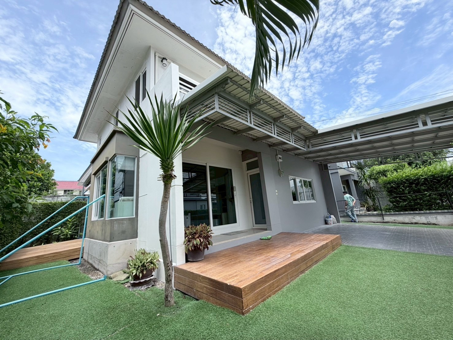 🏡✨ ขายบ้านเดี่ยว พฤกษ์ลดา ประชาอุทิศ 90
บ้านสวย พร้อมอยู่ ทำเลดี ใกล้สวนส่วนกลาง บรรยากาศร่มรื่น เหมาะสำหรับครอบครัว – รูปที่ 2