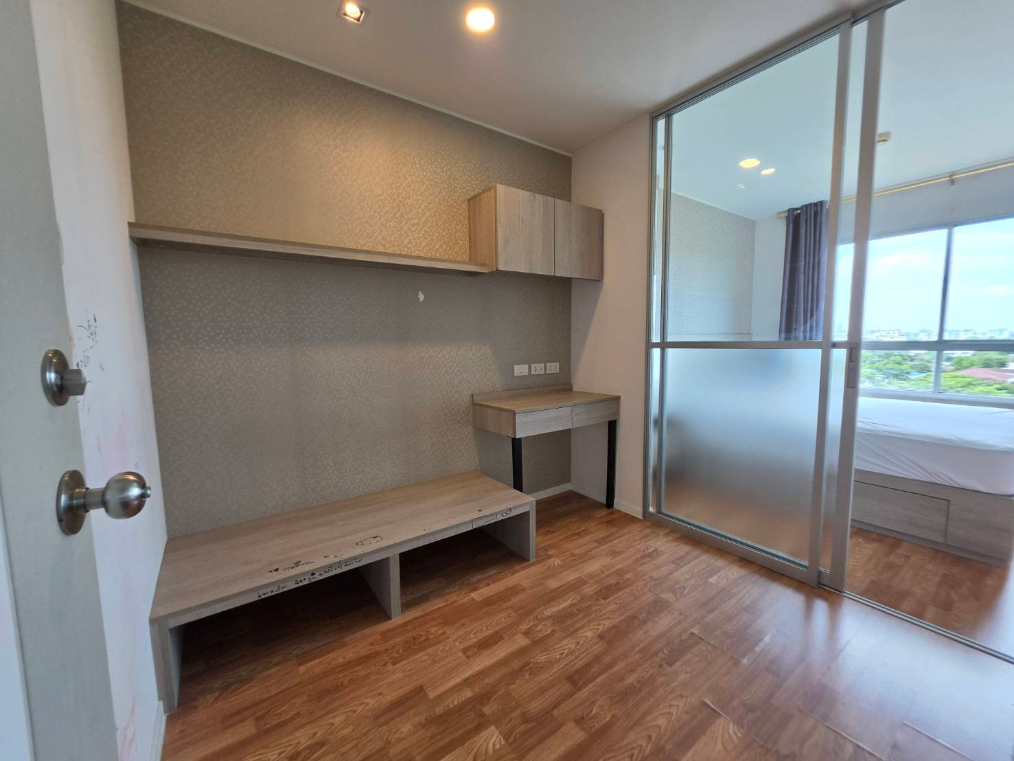 K-6944🔥🔥 Urgent sale! Lumpini Sukhumvit 76, ready to move in, near BTS Bearing.