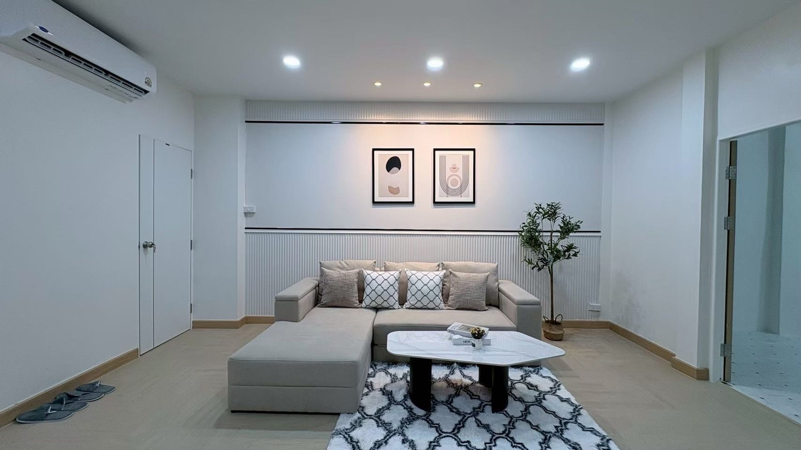 ขายด่วน!!🏡ทาวน์โฮม 2 ชั้น ใจกลางลาดพร้าว เพียง 5 นาทีถึงรถไฟฟ้า #ตกแต่งสวย #พร้อมเข้าอยู่ 🌟 – รูปที่ 4