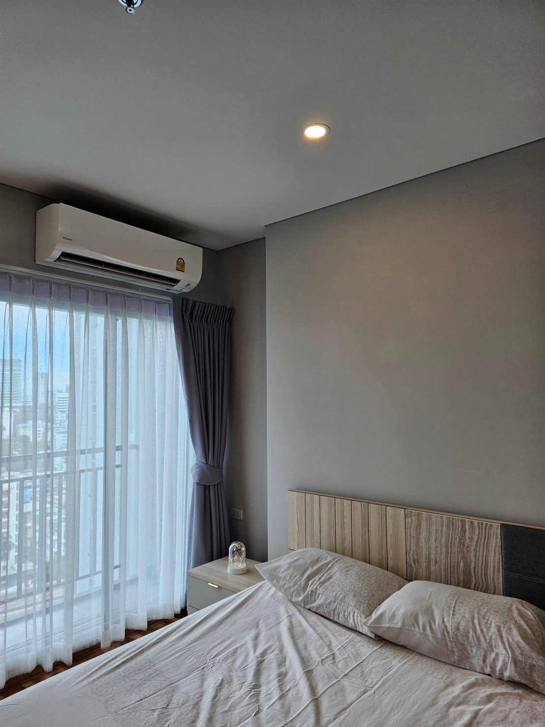 Rooms for rent very quickly, Lumpini Place Taopoon Interchange. If interested, contact Line: 0889656914. Hurry and say hello.