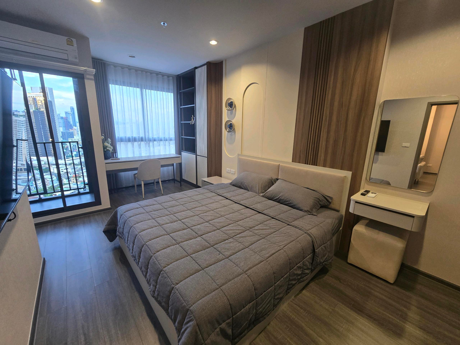 🌟 [FOR RENT] ปล่อยเช่าห้องสุดสวย ไซส์ใหญ่ ชั้นสูง วิวปัง | Ideo Rama 4 - Sukhumvit (ไอดิโอ สุขุมวิท พระราม 4)ห้องหน้ากว้าง Layout พิเศษ อยู่สบายเหมือนอยู่บ้าน! 