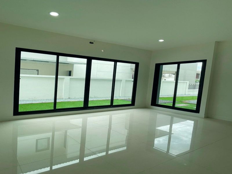 ขาย/เช่า เดอะ คอมพลีท ศรีราชา ใกล้โรงเรียนไทย-ญี่ปุ่น เจ-พาร์ค – รูปที่ 2