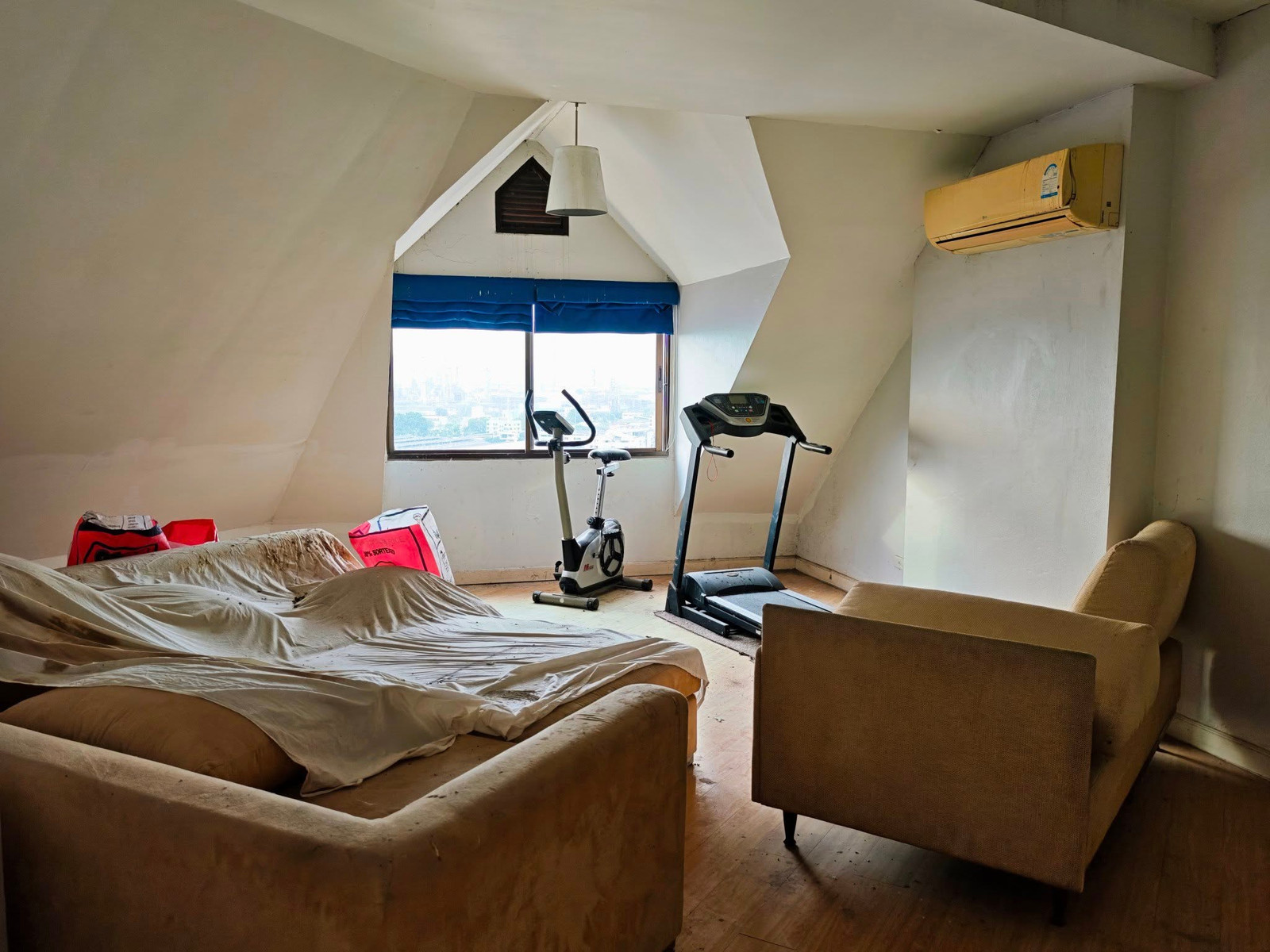 5 ห้องนอน 263 ตร.ม. ราคาดีที่สุด!!  ⭐Country Complex Bangna ( คันทรี คอมเพล็กซ์ บางนา ) – รูปที่ 4