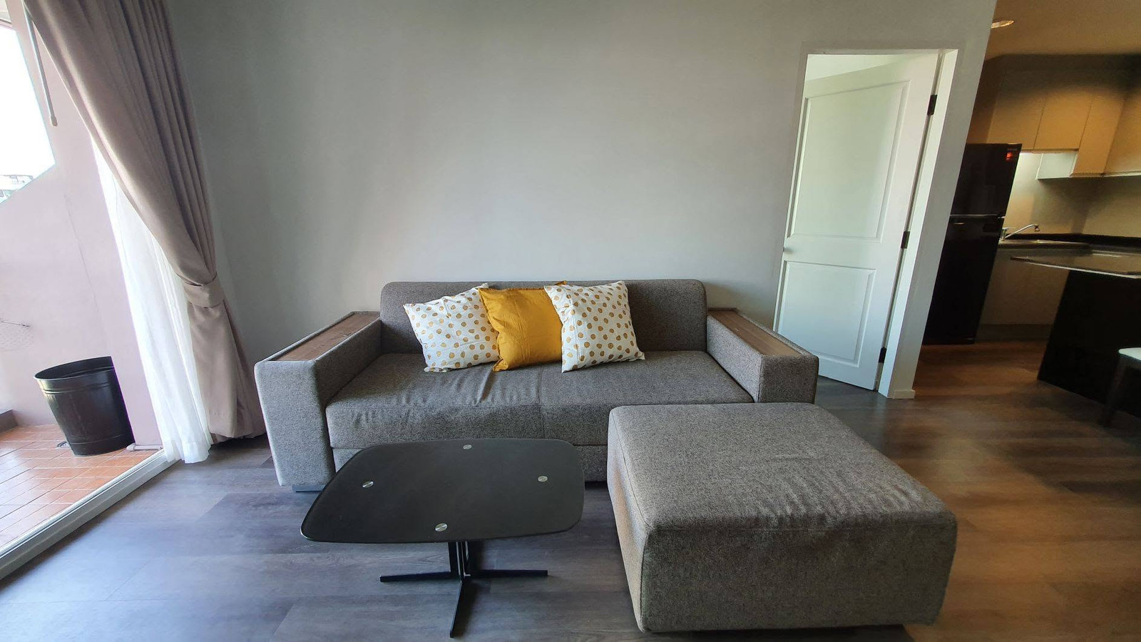 Condo for rent, prime location, Sukhumvit, 2 bedrooms, 2 bathrooms, 80 sq m, fully furnished, near BTS Phrom Phong and The EM District. Condo for rent, prime location, Sukhumvit, 2 bedrooms, 2 bathrooms, 80 sq m, fully furnished, near BTS Phrom Phong and The EM District.