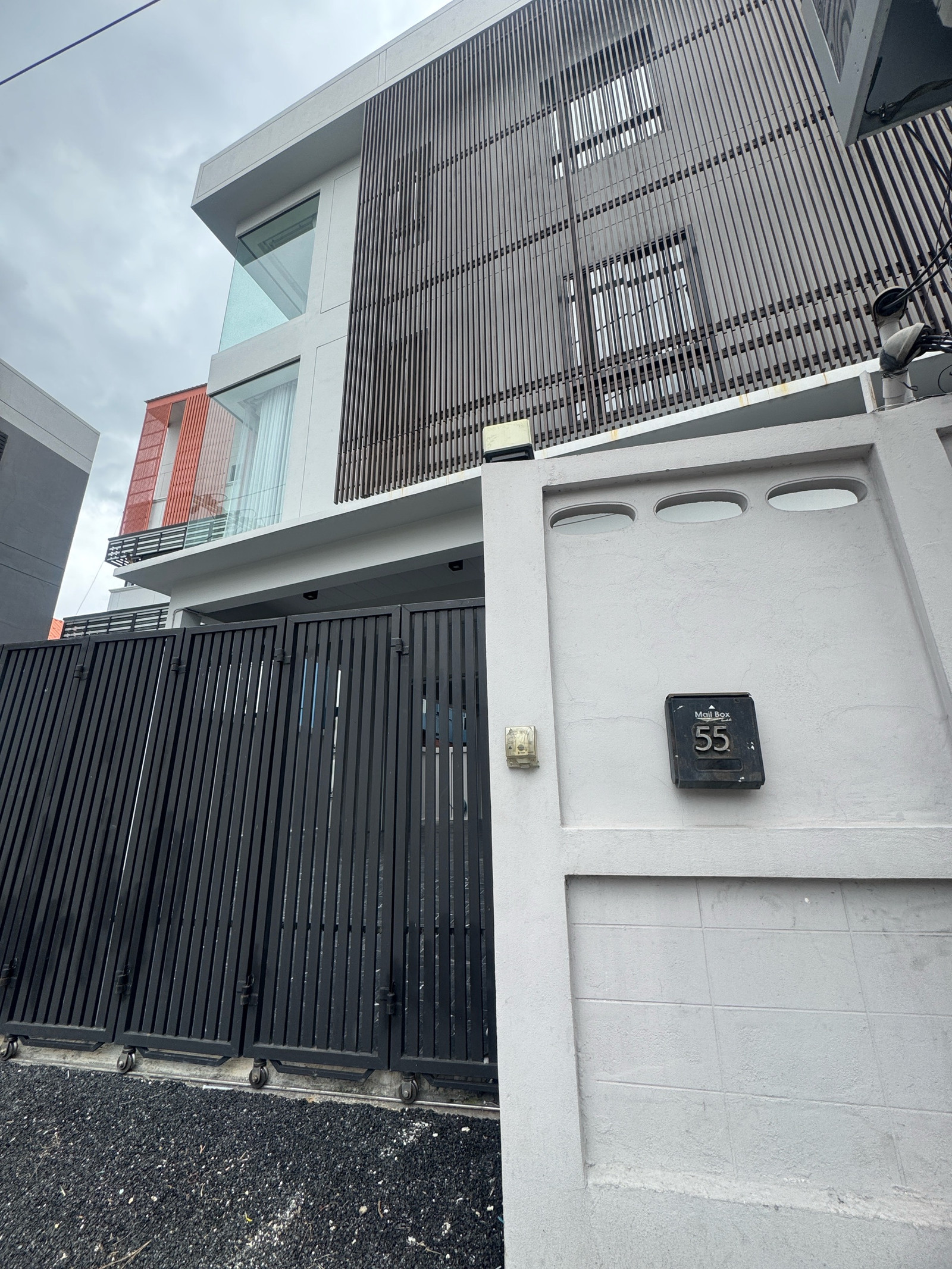 🏡 ให้เช่าบ้านเดี่ยว 6ห้องนอน 5ห้องน้ำ 360ตร.ม. ใกล้ MRT สุทธิสาร / ห้วยขวางเหมาะสำหรับอยู่อาศัย, โฮมออฟฟิศ, บริษัท หรือองค์กร จดบริษัทได้🔆 🏡 ให้เช่าบ้านเดี่ยว 6ห้องนอน 5ห้องน้ำ 360ตร.ม. ใกล้ MRT สุทธิสาร / ห้วยขวางเหมาะสำหรับอยู่อาศัย, โฮมออฟฟิศ, บริษัท หรือองค์กร จดบริษัทได้🔆