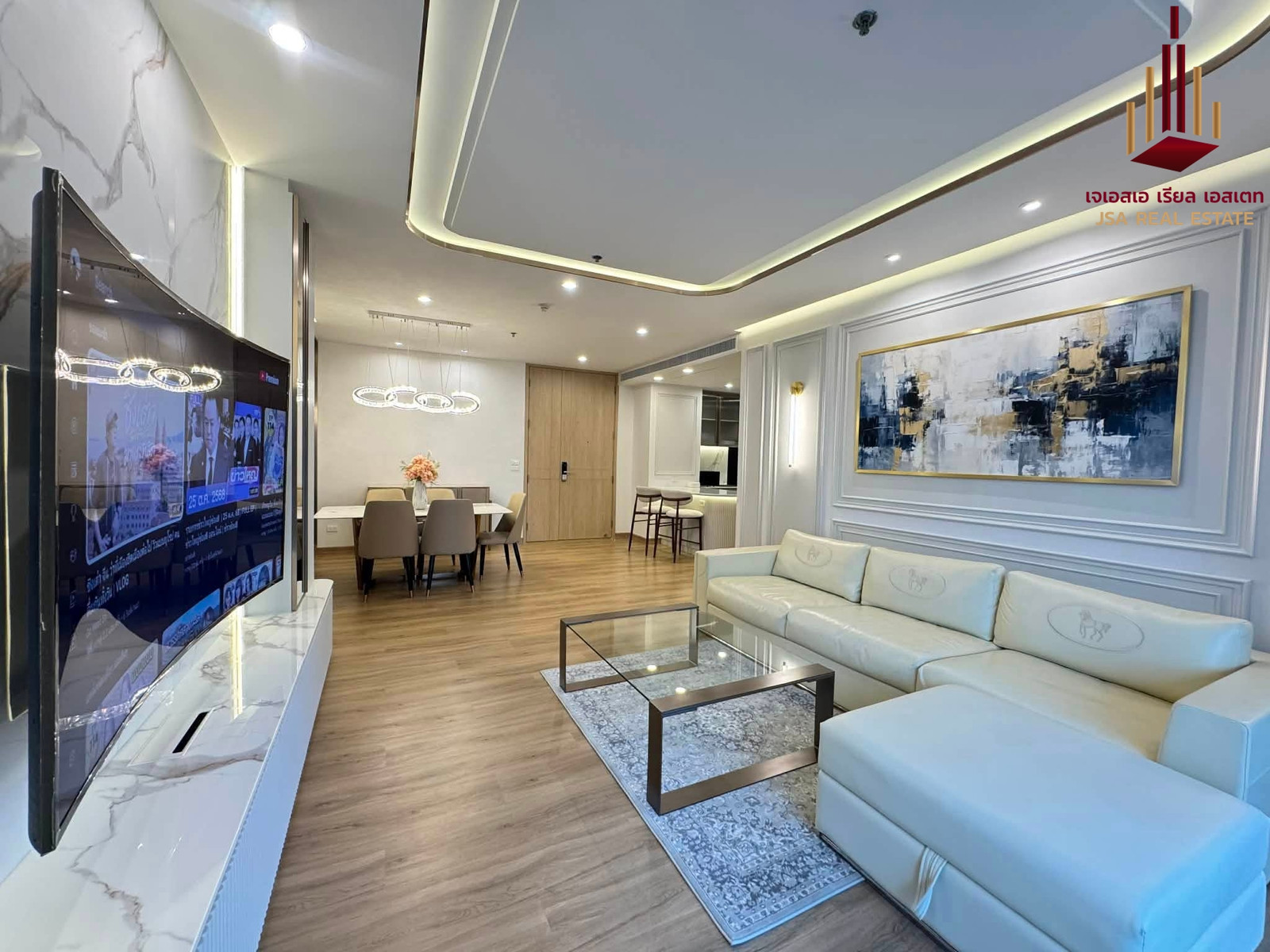 ✨ For Rent: The Royal Saladaeng Condo ✨ 💰 Only 120,000 THB/month