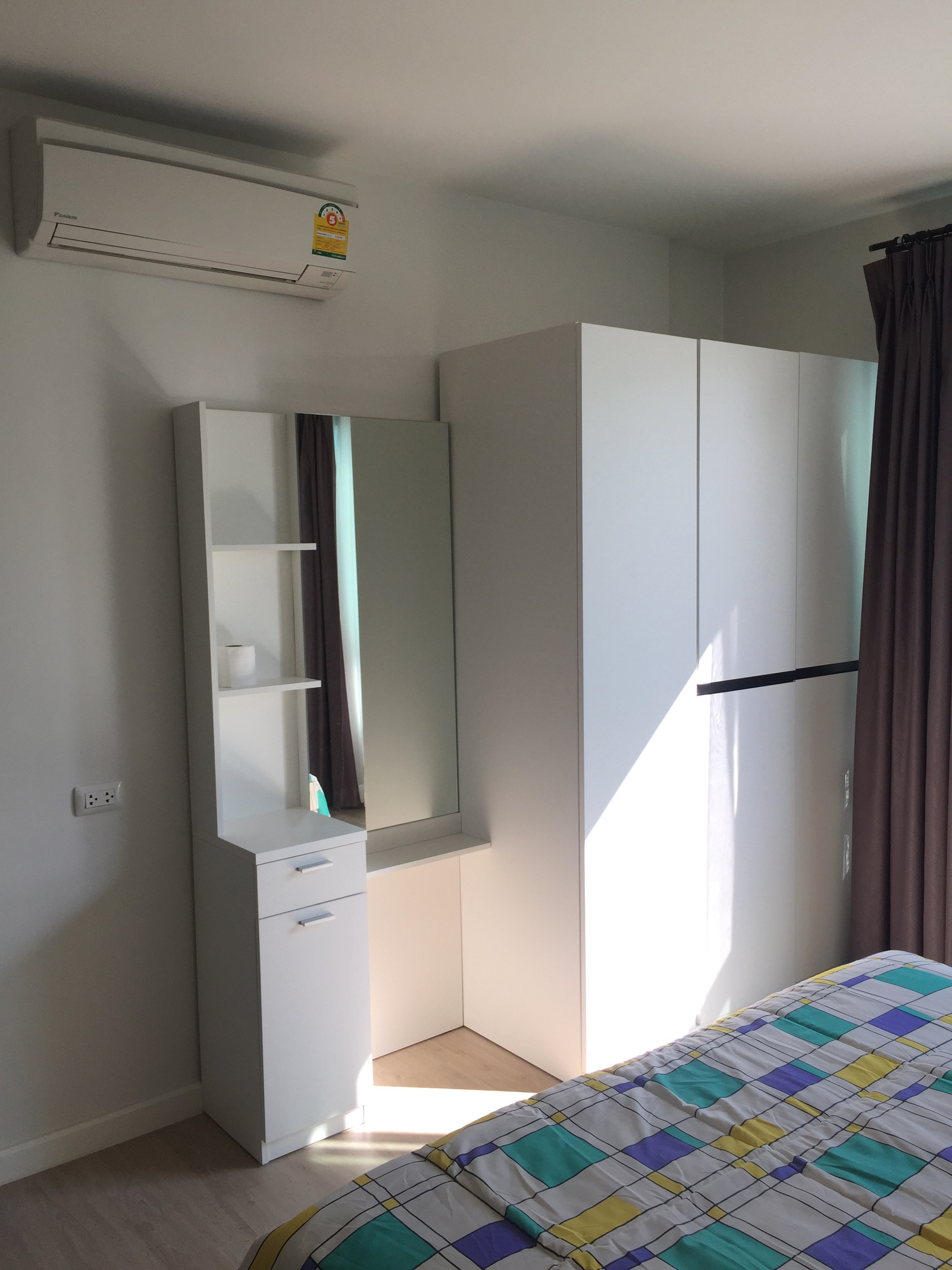 ขายคอนโด Baan Peang Ploen : บ้าน เพียง เพลิน  1 ห้องนอน 1 ห้องน้ำ – รูปที่ 4