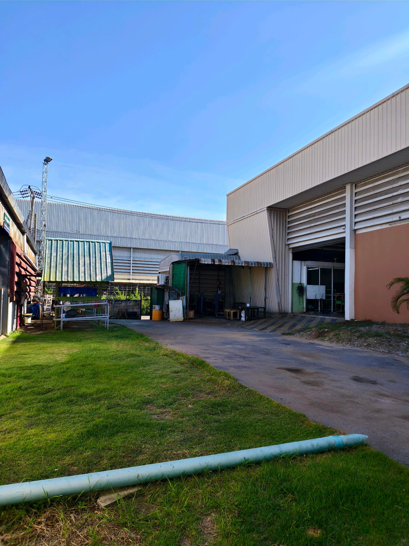 🔥 Factory ready to use, purple layout💜 1 rai, Bang Sao Thong, prime industrial location, can request factory certificate 4, can use immediately 🔥

💰 Special price only 19.9 million baht

The location is very hard to find, there arent many people selling i – รูปที่ 2
