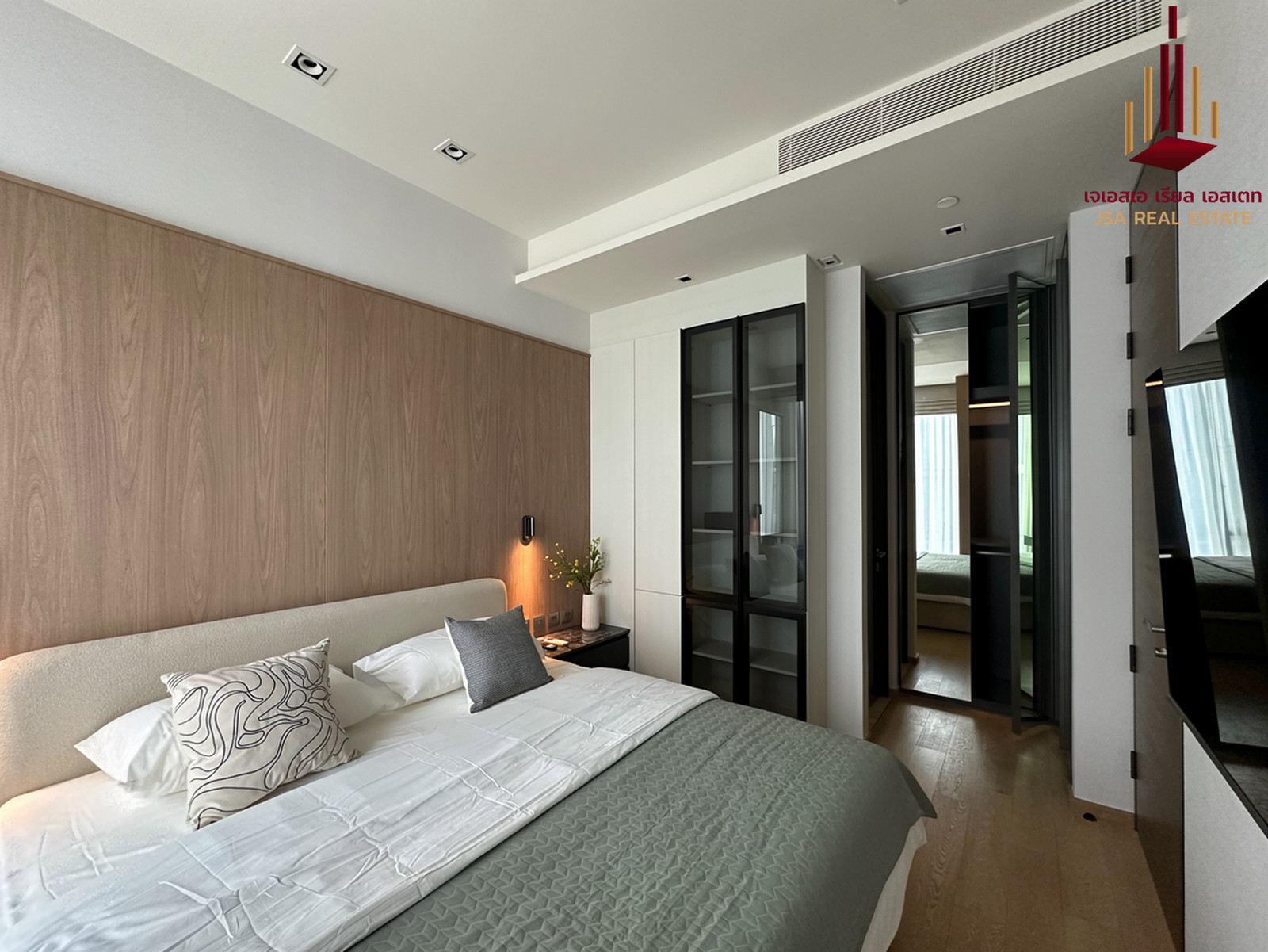 ✨ For Rent: 28 Chidlom Condo ✨ 💰 Only 40,000 THB/month