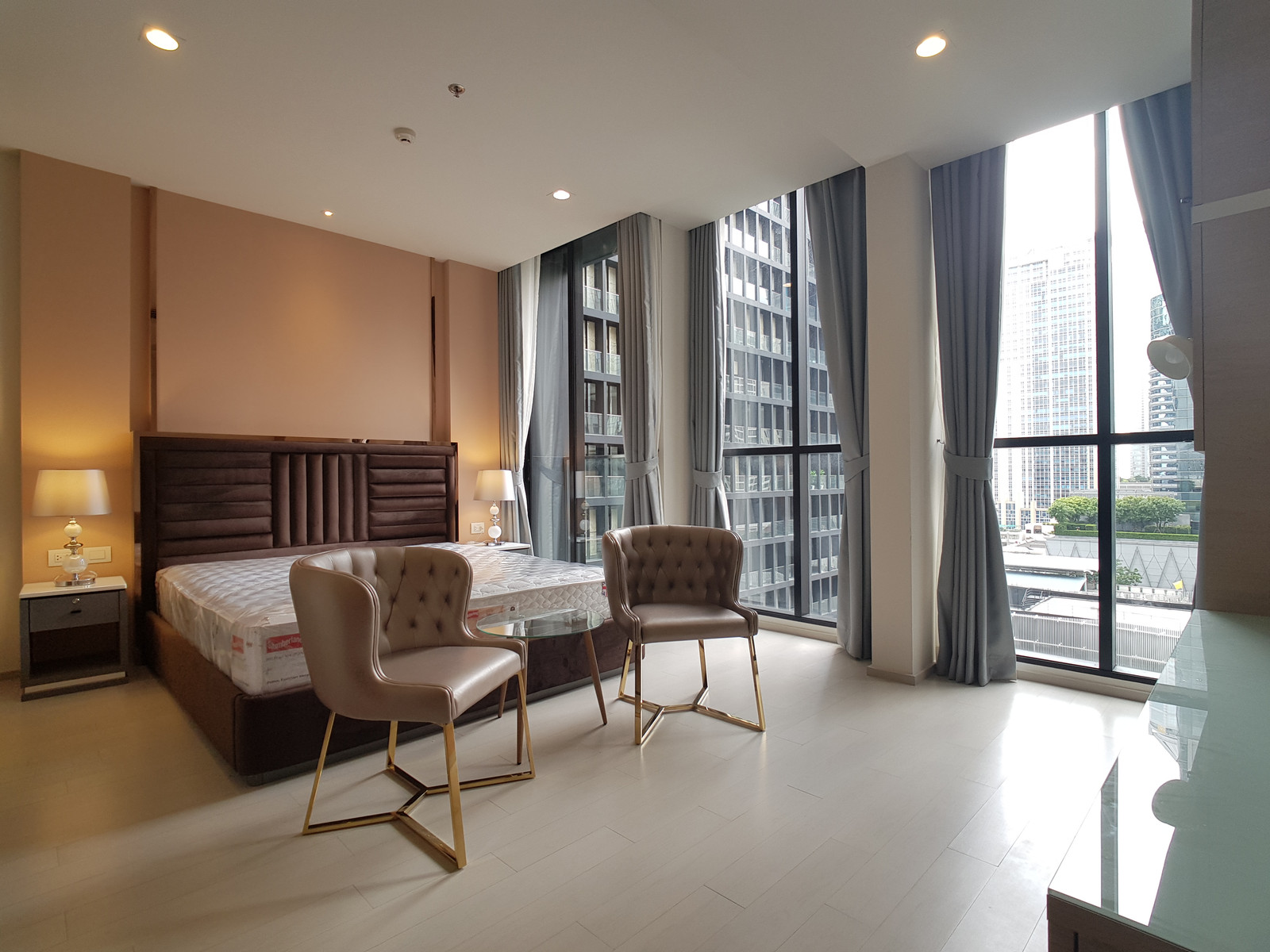 🔥Best Deal✨ Noble Ploenchit 1 bedroom, beautifully decorated, ready to move in. 🔥Best Deal✨ Noble Ploenchit 1 bedroom, beautifully decorated, ready to move in.