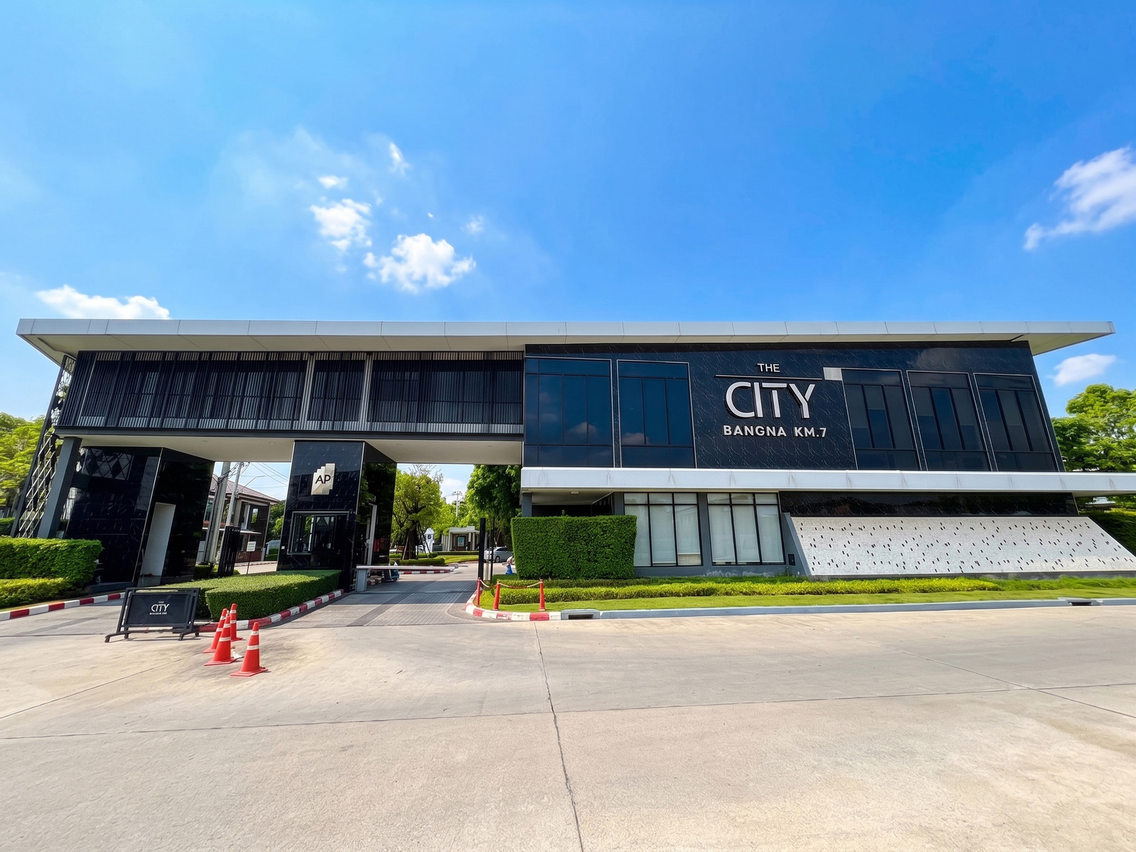 Special Price Detached House: The City Bangna KM.7