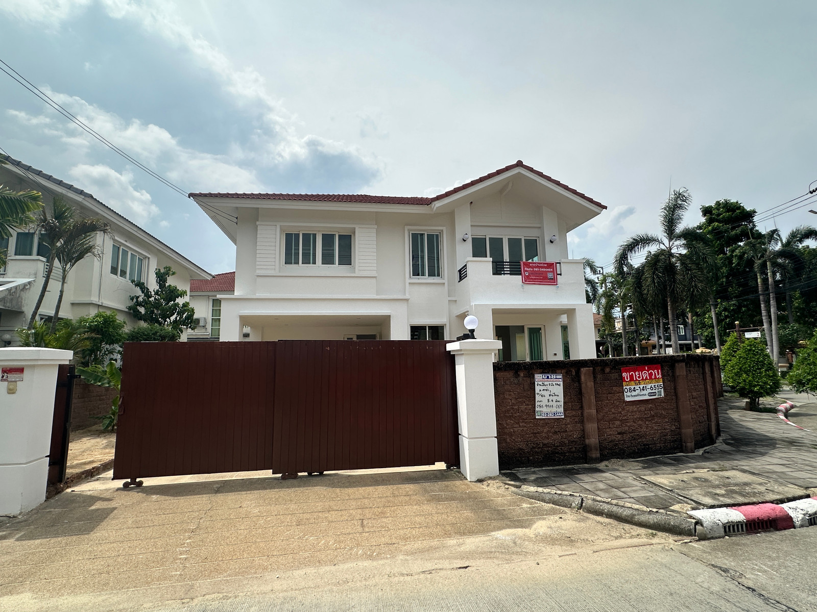 Renovate - Single house in Casaville Village, Sukhapiban 5 Renovate - Single house in Casaville Village, Sukhapiban 5
