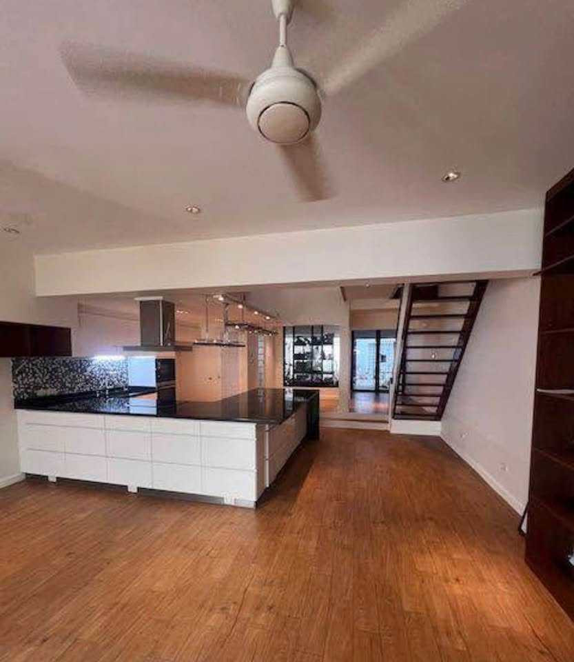 LTHC15831 - Luxury Pet-Friendly Townhouse for Rent Thonglor | Garden Court Townhouse Sukhumvit | Near Samitivej Hospital &amp; BTS Ekkamai | 105,000 THB/month | ทาวน์โฮมหรูให้เช่า ทองหล่อ เลี้ยงสัตว์ได้ พร้อมสวนส่วนตัว ใกล้โรงพยาบาลสมิติเวช และ BTS เอกมัย