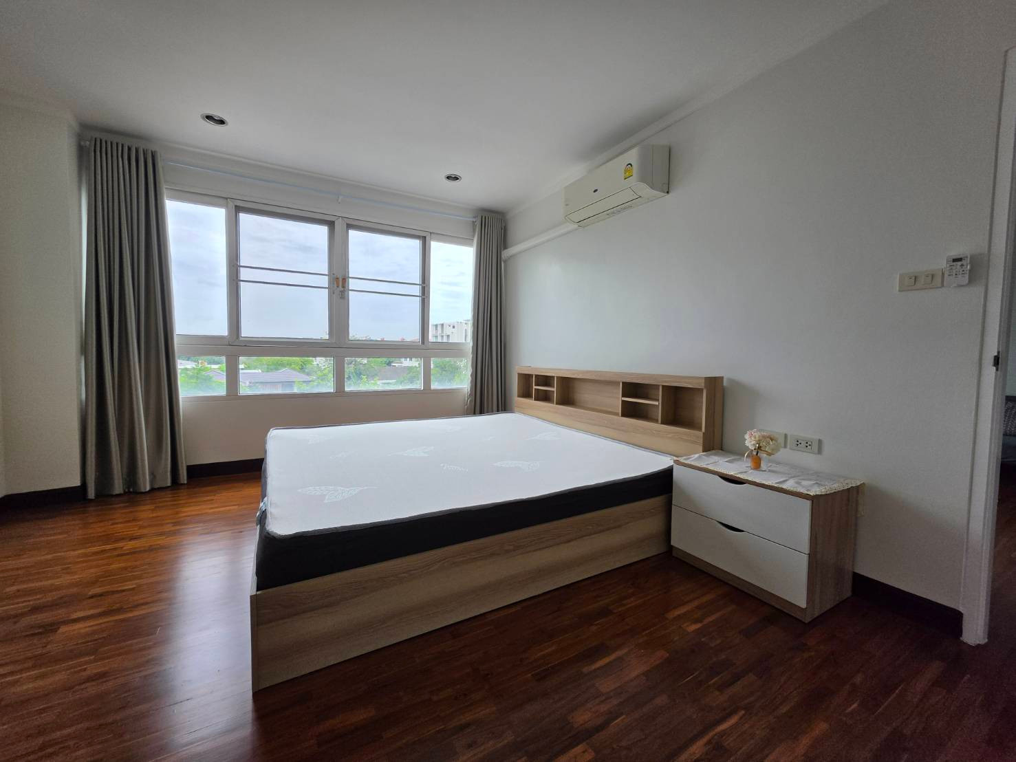 ให้เช่า คอนโด บ้านสิริ สาทร เย็นอากาศ คอนโดมิเนียม 49 ตรม – รูปที่ 3