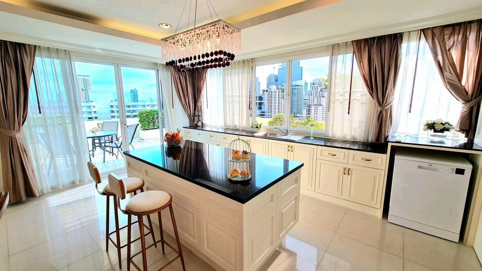 Luxury Duplex Penthouse for Rent🐶🐱 Pet-Friendly Residence📍 Piyathip Place Sukhumvit 39✨800 SQ.M. Duplex Penthouse✨ – รูปที่ 4