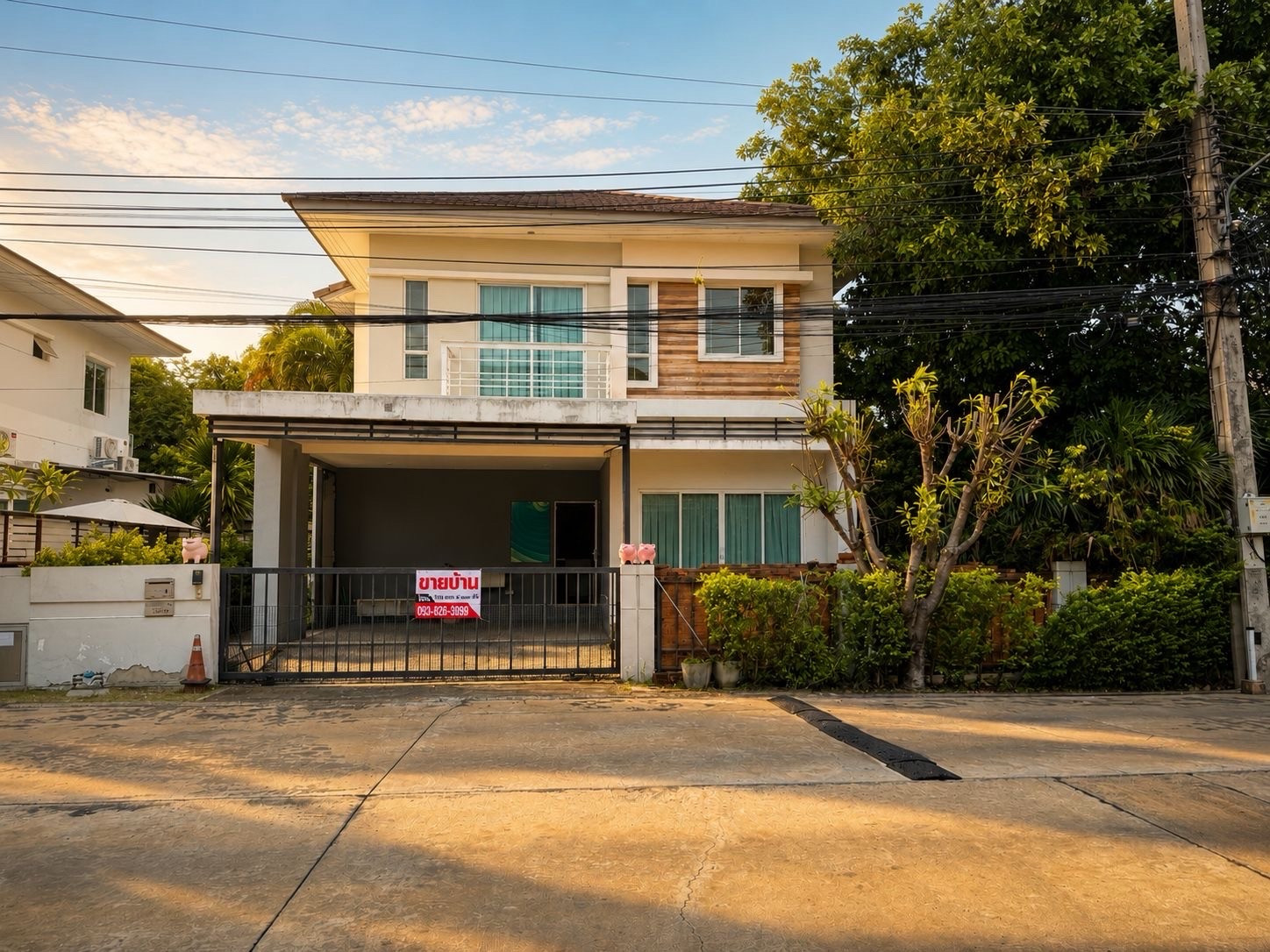 บ้านเดี่ยวพร้อมอยู่(พท.ใหญ่59.9ตรว.)ถูกสุดในโครงการหลังมุม  คลัสเตอร์วิลล์ 4