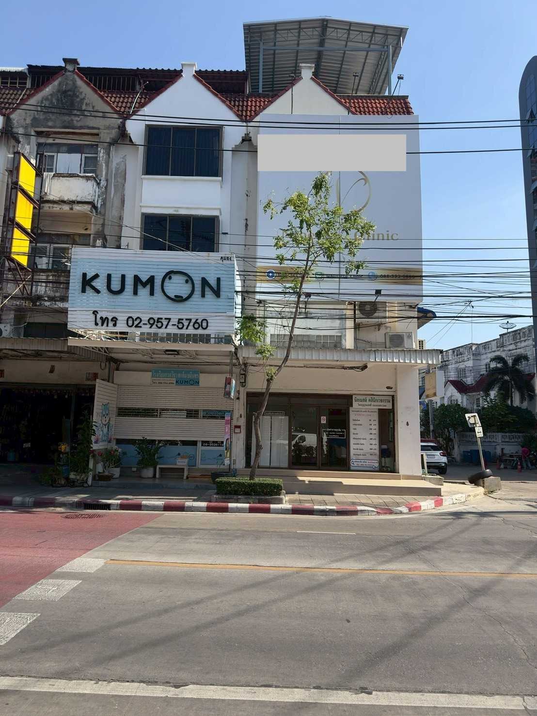 ขายอาคารพาณิชย์ หลังมุม พื้นที่ 25 ตารางวา ถนนอินทราภรณ์ แขวงพลับพลา เขตวังทองหลาง กทม. – รูปที่ 2