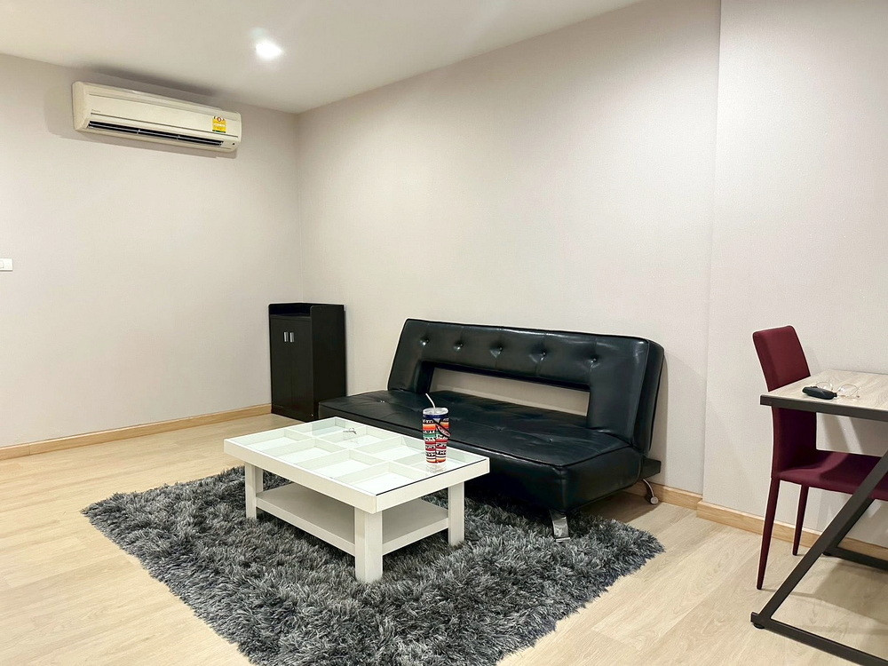 For rent Hive Sukhumvit 65 near BTS Ekkamai 1bedroom size 40.4 sqm on 7 floor For rent Hive Sukhumvit 65 near BTS Ekkamai 1bedroom size 40.4 sqm on 7 floor