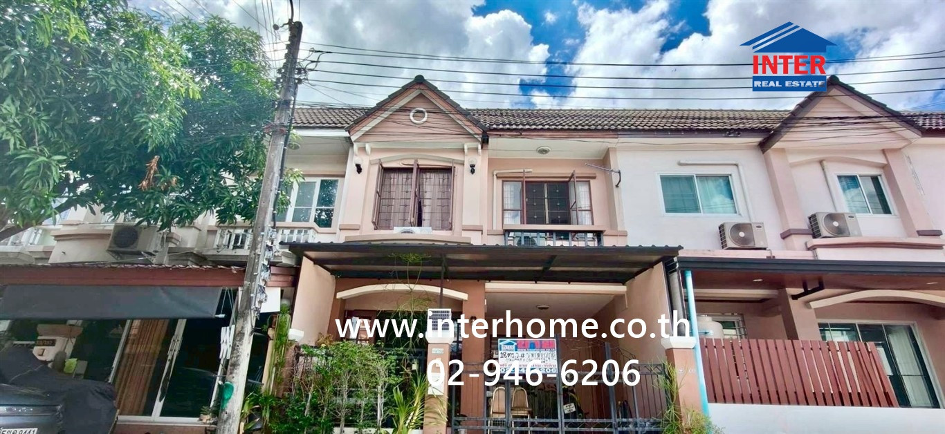 ทาวน์เฮ้าส์ 2 ชั้น 18 ตร.ว. หมู่บ้านบุศรินทร์ รามอินทรา ซอยพระยาสุเรนทร์40 ถนนพระยาสุเรนทร์ ถนนรามอินทรา-คู้บอน เขตคลองสามวา กรุงเทพมหานคร