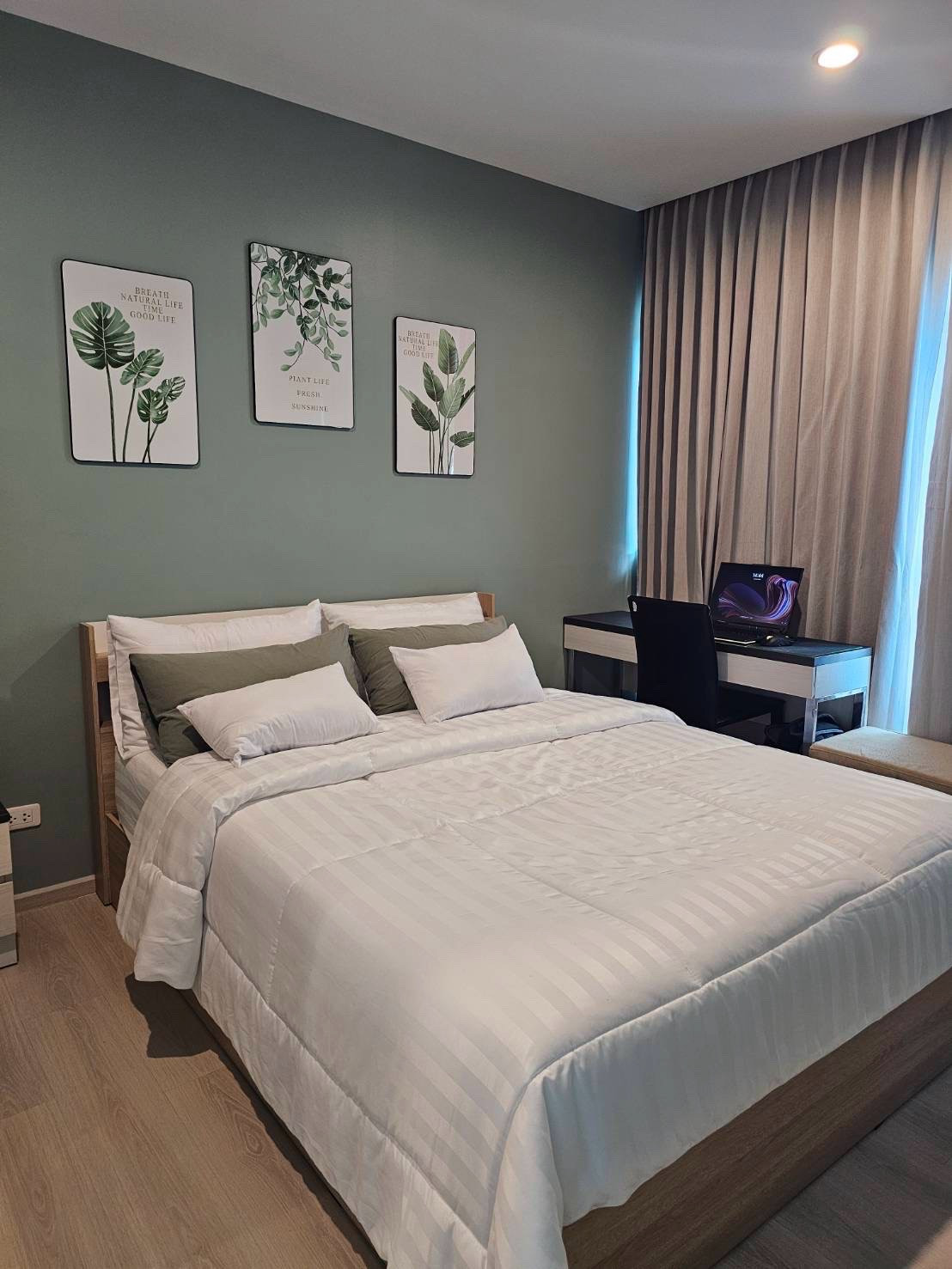 🌟Rent🌟Life Ratchadapisek Huai kwang, beautifully decorated, ready to move in, near Huai Khwang MRT, has a washing machine.