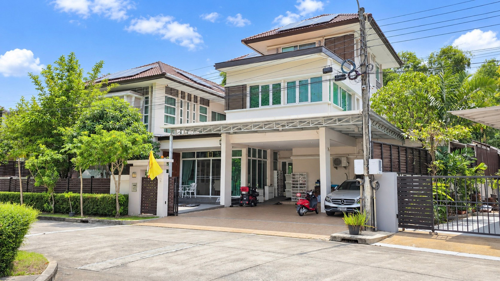 3-story detached house for sale, Grand Bangkok Boulevard Ratchada-Ramintra, 156 square meters, near the Pink Line BTS. 3-story detached house for sale, Grand Bangkok Boulevard Ratchada-Ramintra, 156 square meters, near the Pink Line BTS.