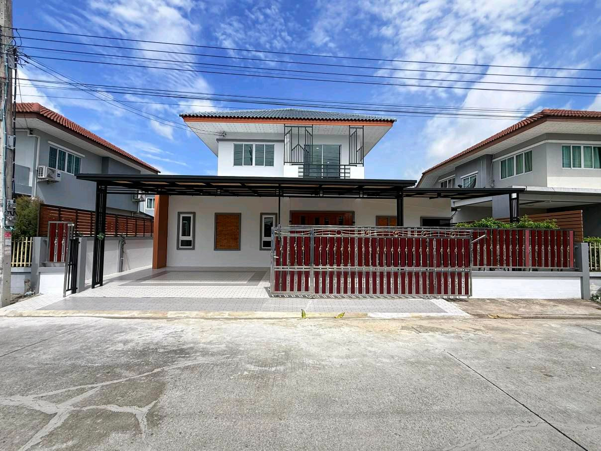 บ้านเดี่ยว หมู่บ้านเพ็ญศิริ 4 เลียบวารี 25/1 คู้ขวา สุวินทวงศ์ เชื่อมสัมพันธ์ ฉลองกรุง โลตัส บิ๊กซี ตลาดนัด รร.มัธยมหนองจอก ม.เทคโนโลยีมหานคร สนง.เขตหนองจอก สนามกีฬาบางกอกอารีน่า บ้านเดี่ยว หมู่บ้านเพ็ญศิริ 4 เลียบวารี 25/1 คู้ขวา สุวินทวงศ์ เชื่อมสัมพันธ์ ฉลองกรุง โลตัส บิ๊กซี ตลาดนัด รร.มัธยมหนองจอก ม.เทคโนโลยีมหานคร สนง.เขตหนองจอก สนามกีฬาบางกอกอารีน่า