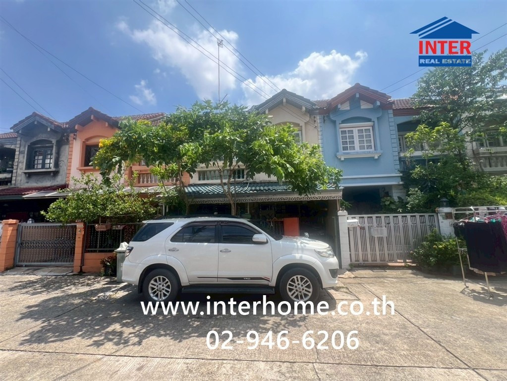 ทาวน์เฮ้าส์ 2 ชั้น 21 ตร.ว. หมู่บ้านบุญโตปาร์ควิลล์ ซอยรัตนาธิเบศร์17 แยก1 ถนนรัตนาธิเบศร์ ถนนเลี่ยงเมืองนนทบุรี เมืองนนทบุรี นนทบุรี