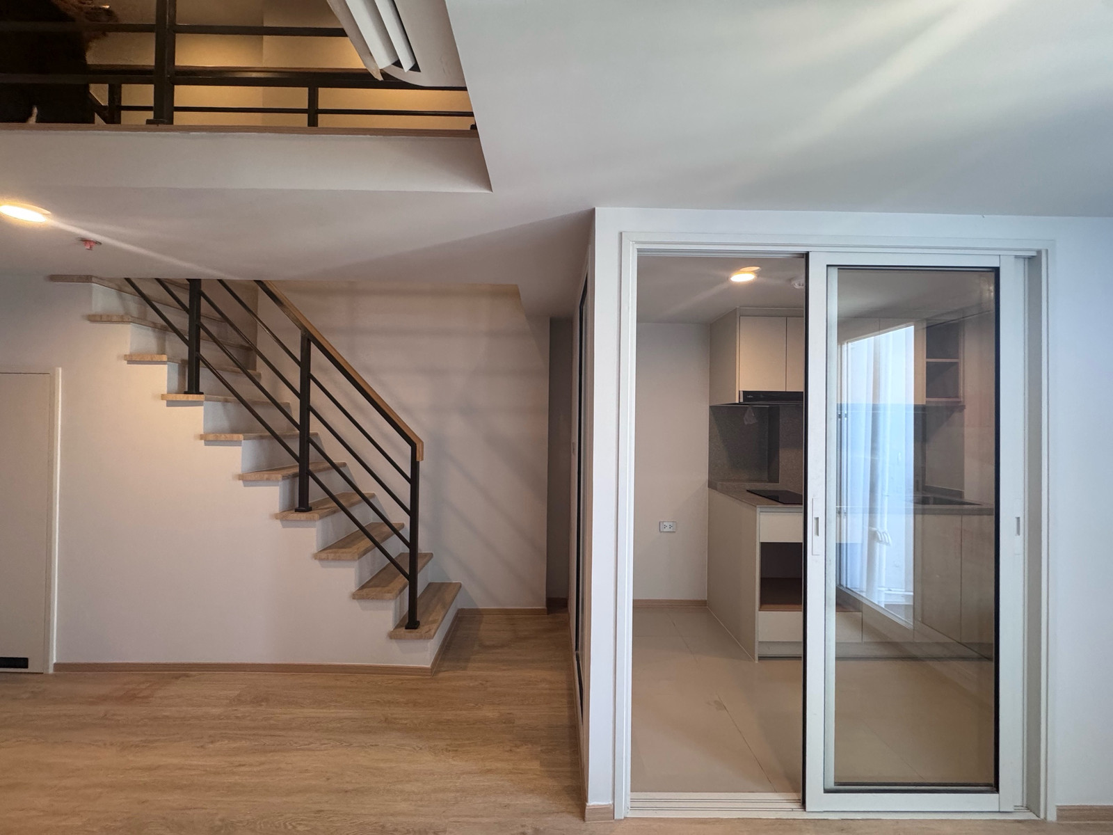 𝗖𝗨𝗟𝗧𝗨𝗥𝗘 𝗖𝗛𝗨𝗟𝗔 1 Bedroom Plus ครัวปิด คอนโดจุฬา เริ่ม 11.49 ลบ. ฝ่ายขายโครงการ 0845546165