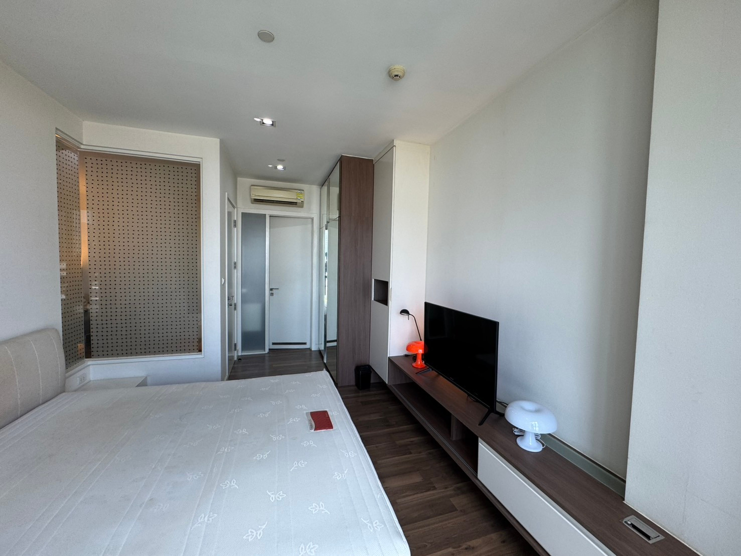 Urgent for rent!! Near BTS Punnawithi, ready to move in on 18 June 2026 / reserve first, get first served✨The Room Sukhumvit 62 – รูปที่ 4
