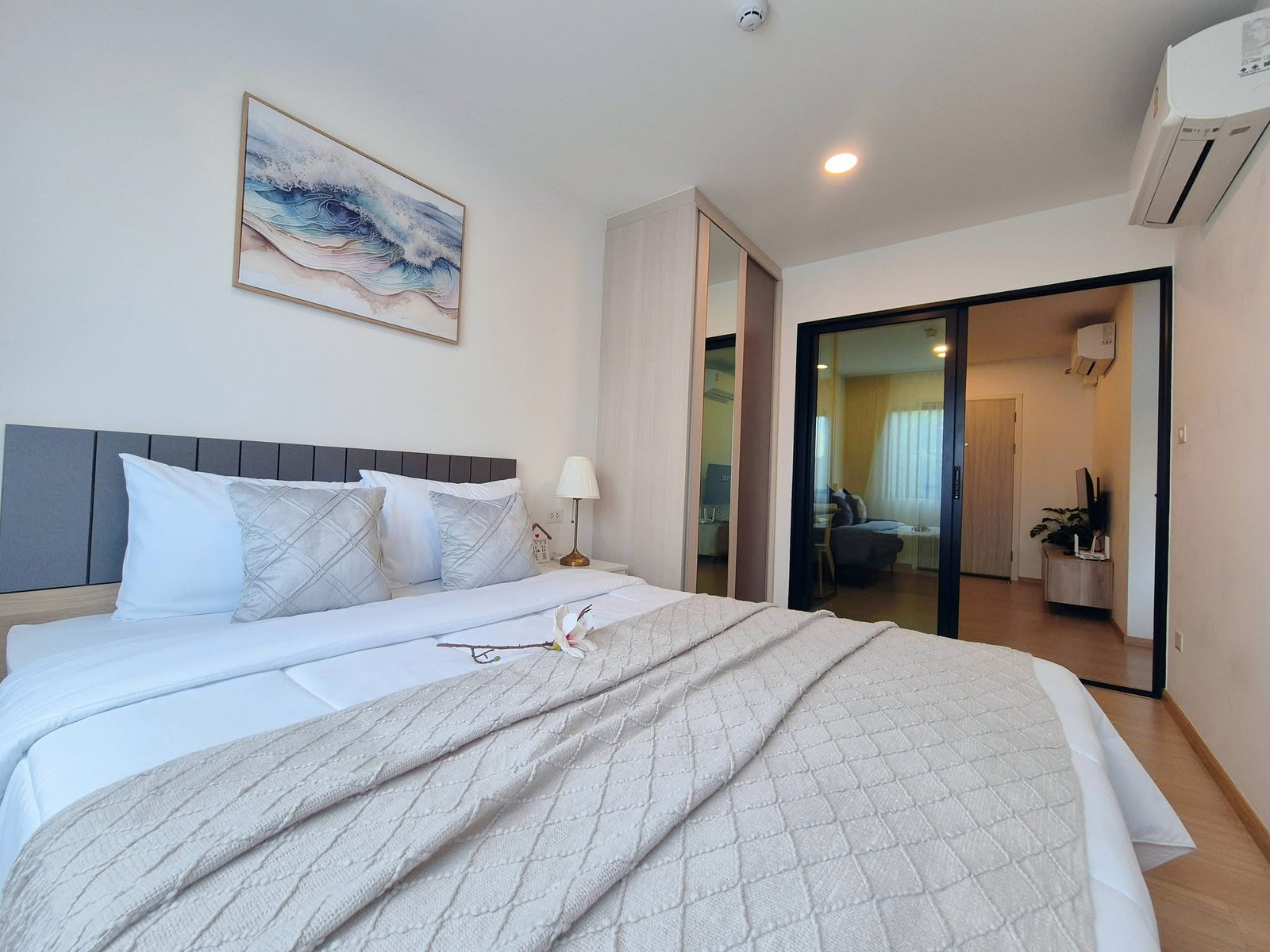 🔥 For rent Chewathai Hallmark Ladprao - Chokchai 4 (Chewathai Hallmark Ladprao - Chokchai 4) | 1 bedroom 32 sq m | 2nd floor | 16,000 baht/month | Ready to move in | PK0001 | Line @979ywrvr 🔥 For rent Chewathai Hallmark Ladprao - Chokchai 4 (Chewathai Hallmark Ladprao - Chokchai 4) | 1 bedroom 32 sq m | 2nd floor | 16,000 baht/month | Ready to move in | PK0001 | Line @979ywrvr