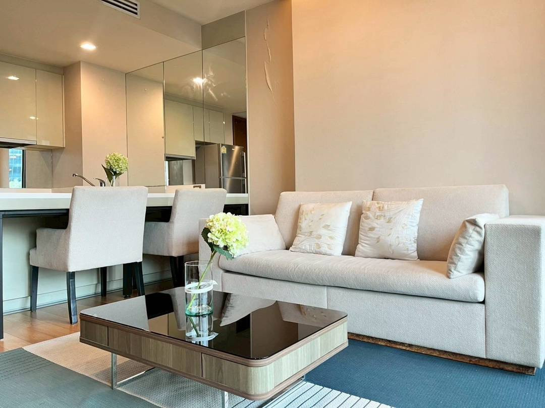 ปล่อยเช่าด่วน! The Address สาทร 1 นอน 55 ตรม. ห้องใหญ่สะใจ ลากกระเป๋ามาอยู่ได้เลย – รูปที่ 3