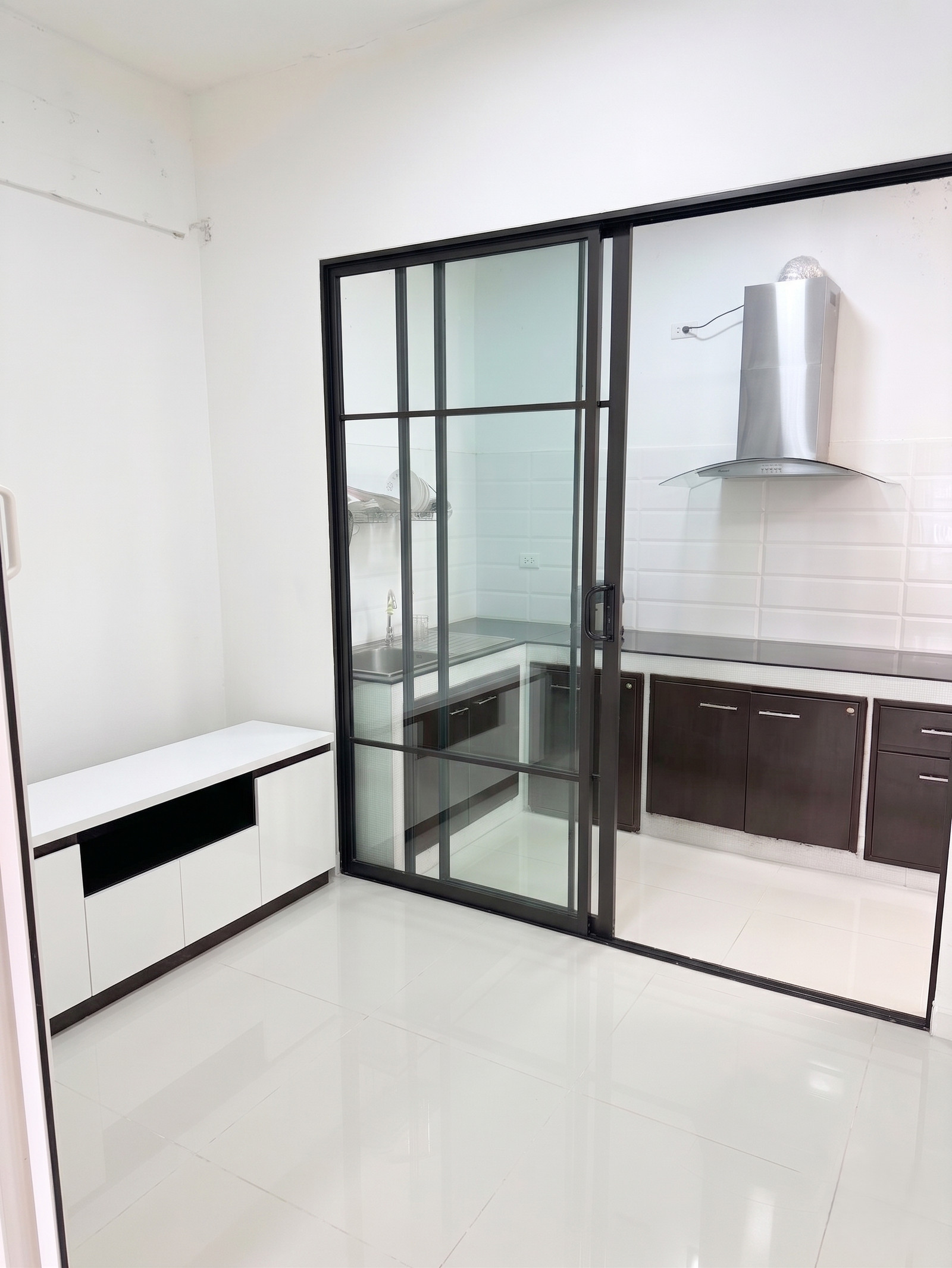 🔥 ทาวน์โฮม 2 ชั้น 4 ห้องนอน โซนพหลโยธิน – รามอินทรา เพียง 3.6 ล้าน! 🔥 – รูปที่ 3