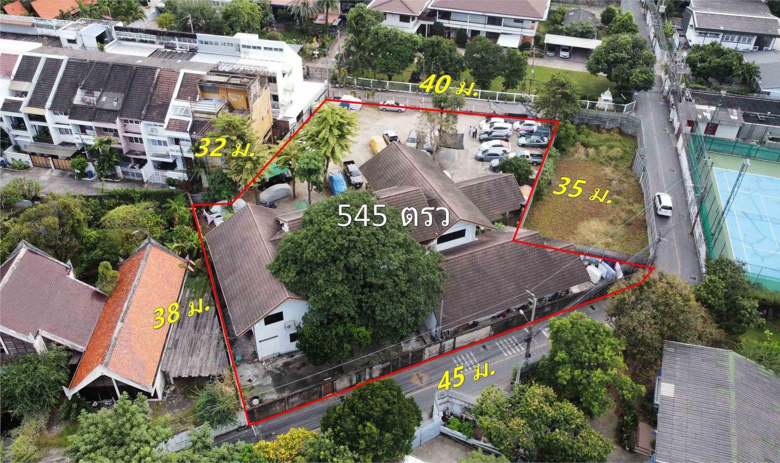 Land for sale, 545 sq m, Ekkamai 22, with house, near Airlink Khlong Tan, suitable for a residence. Land for sale, 545 sq m, Ekkamai 22, with house, near Airlink Khlong Tan, suitable for a residence.