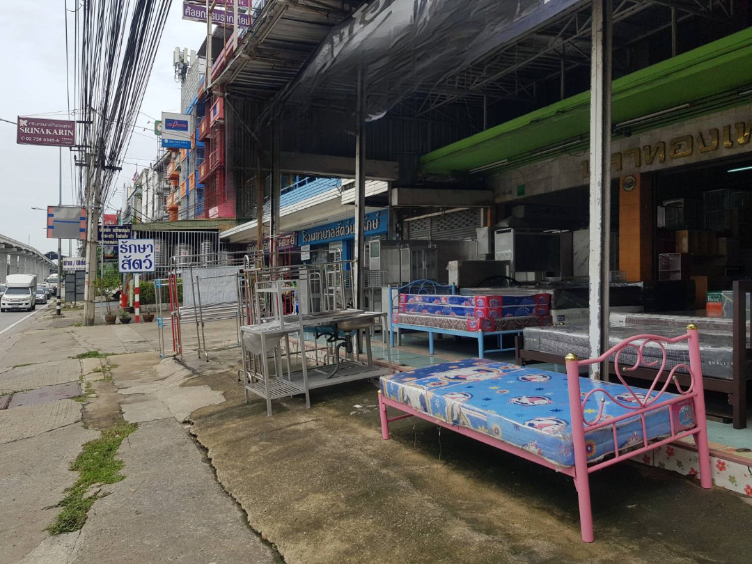 ขายอาคารพาณิชย์ 5 ชั้น ทำเลทองติดรถไฟฟ้า ริมถนนใหญ่ศรีนครินทร์ (ตรงข้าม Foodland) – รูปที่ 4