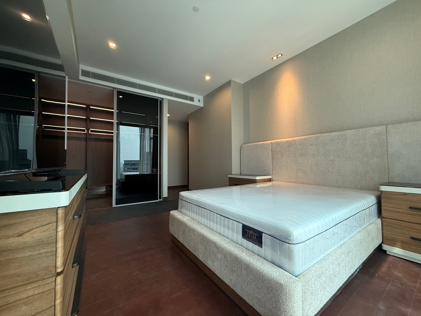 Rare Item ติด BTS! Q1 Sukhumvit 2 ห้องนอนไซส์ใหญ่ 120K พร้อมเข้าอยู่วันนี้!! – รูปที่ 3
